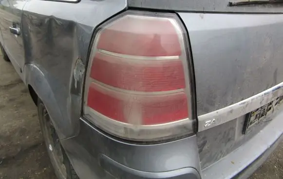 Opel Zafira B Rear/tail lights 