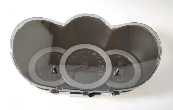 Toyota RAV 4 (XA30) Speedometer (instrument cluster) 83800-42D22