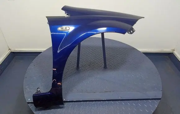 Fiat Linea Fender