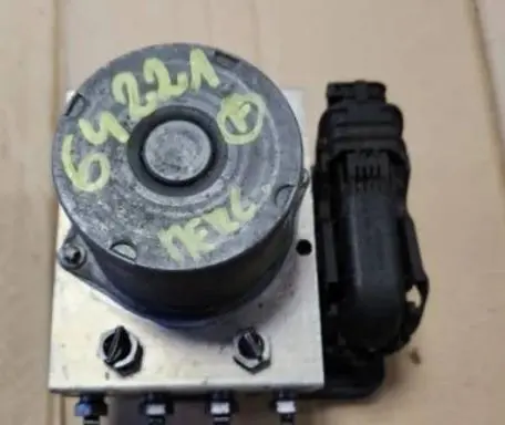 Mercedes-Benz E W210 ABS Pump 2124310148