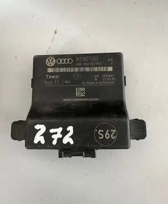 Volkswagen Golf V Gateway control module 1K0907530E