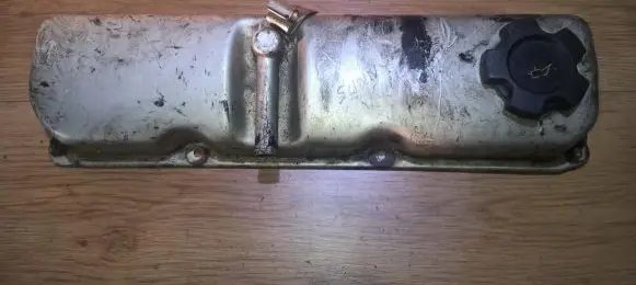 Nissan Sentra B15 Rocker cam cover 