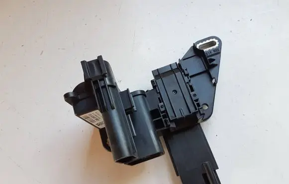 BMW 4 F32 F33 Fuse module 106887 935615801 10688710