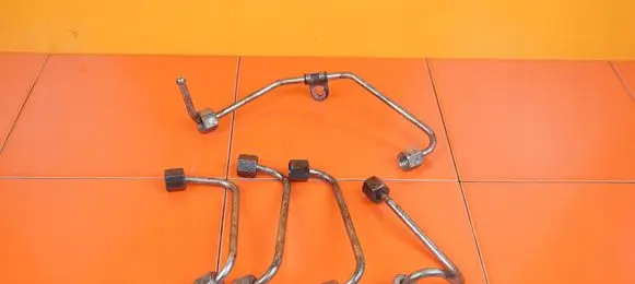 Opel Insignia B Fuel injector supply line/pipe B20DTH