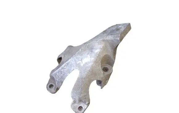 Audi A4 S4 B6 8E 8H Engine mounting bracket 8E0199307E