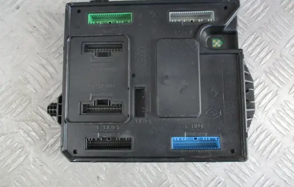 Renault Scenic III - Grand scenic III Fuse box set 284B13640R