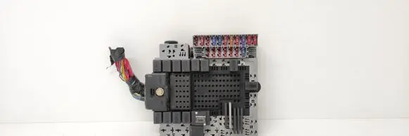 Volvo XC70 Fuse module 8622520