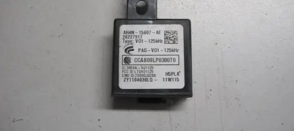 Volvo V60 Keyless (KESSY) go control unit/module 28227917