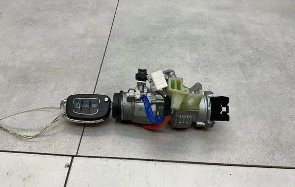Hyundai Tucson TL Ignition lock 