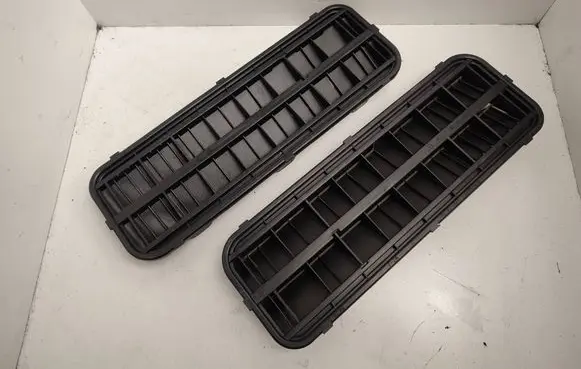 BMW X3 E83 Quarter panel pressure vent 64226910722 64229303806 64220302763