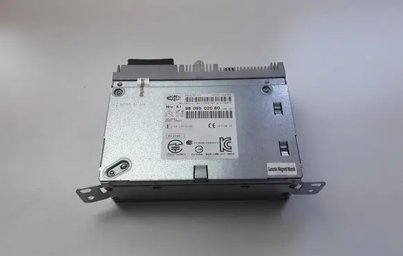 Peugeot 208 I Radio/CD/DVD/GPS head unit 9809502080