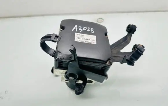 BMW 5 E60 E61 ABS Pump 6784153 6784151 34516784153