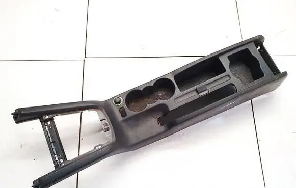 Skoda Octavia Mk2 (1Z) Center console 1Z1863242