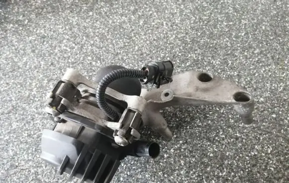 Porsche Cayenne (9PA) Secondary air pump 7L5959253B