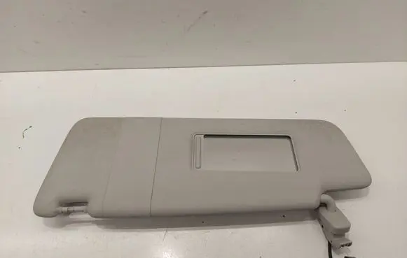 Sun visor