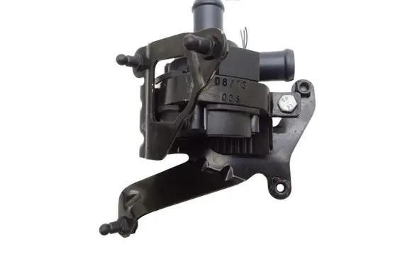 Audi A7 S7 4G Water pump 4G0820195E 4G0133567B