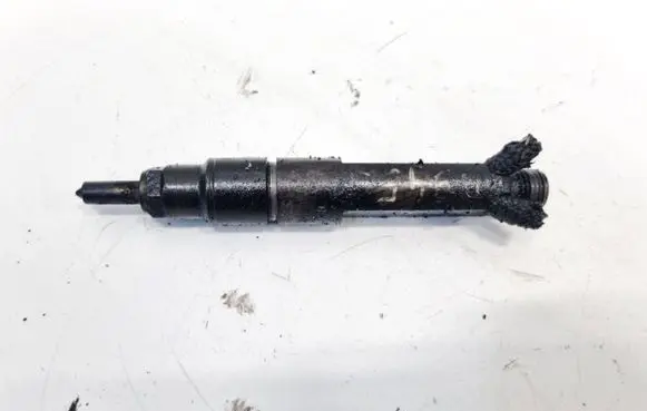 Skoda Octavia Mk1 (1U) Fuel injector 038130201G
