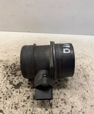 Volkswagen PASSAT B6 Mass air flow meter 0281002461 074906461B