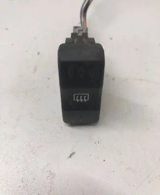 Dacia Logan I Windscreen/window heater switch 399387