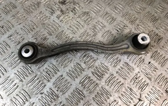 Mercedes-Benz C W205 Rear control arm A20402