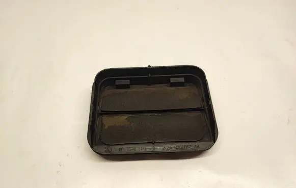 Tesla Model X Quarter panel pressure vent 2F2AB280B62AB