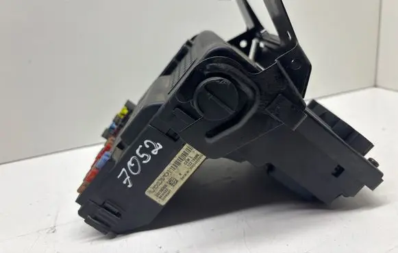 Volvo S60 Fuse module 30728356