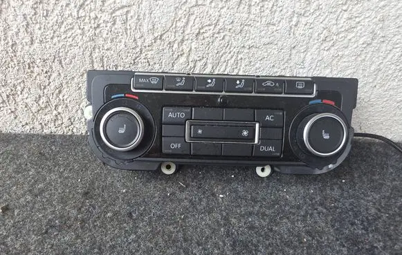Volkswagen Golf VI Climate control unit 5K0907044EA