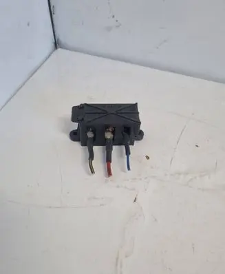 Mercedes-Benz Sprinter W906 Fuse module 6015400069