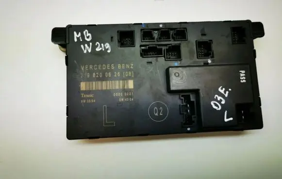 Mercedes-Benz CLS C219 Door control unit/module A2198200626 689645
