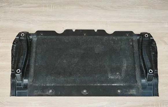 Audi A7 S7 4G Engine splash shield/under tray 4G0863821F