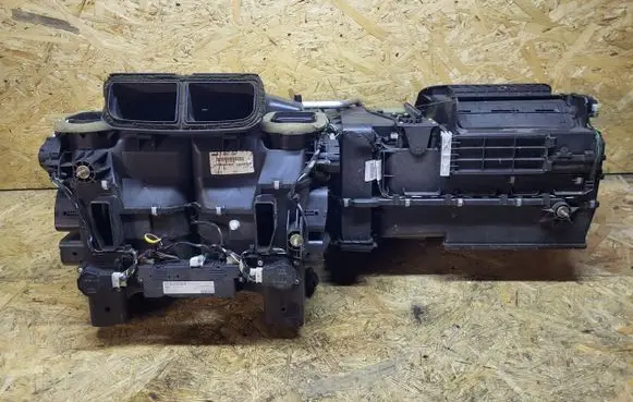 Mercedes-Benz S W220 Interior heater climate box assembly A2208300062
