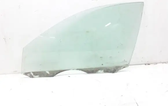 Skoda Fabia Mk1 (6Y) Front door window glass four-door