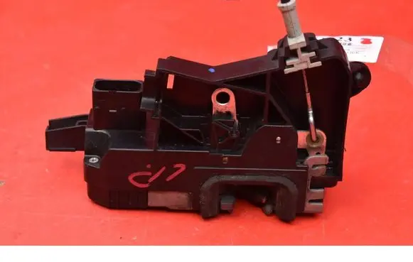 Opel Signum Front door lock 13210767QN