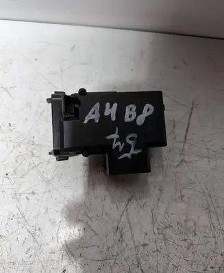 Audi A4 S4 B8 8K Ignition lock 8K0909131 3330