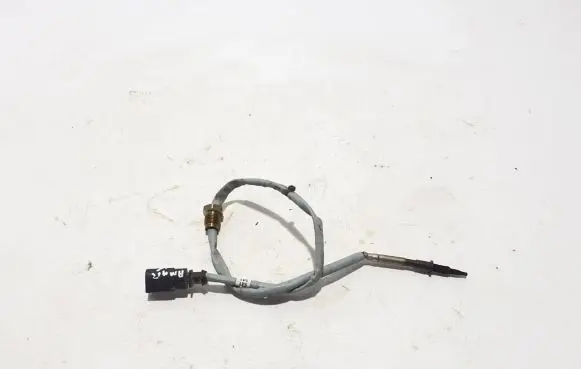 Volkswagen Amarok Exhaust gas temperature sensor 059906088DA