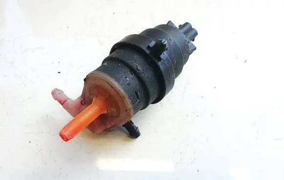 Opel Zafira B Windscreen/windshield washer pump 24439254
