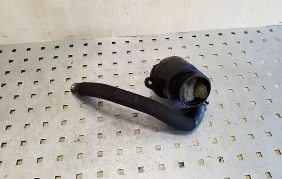 Breather/breather pipe/hose