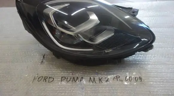 Ford Puma Headlight/headlamp L1TB13E014EK L90202258