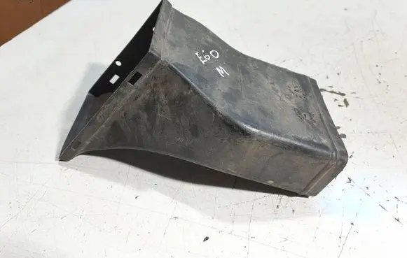 BMW 5 E60 E61 Air intake duct part 7033703 11460913