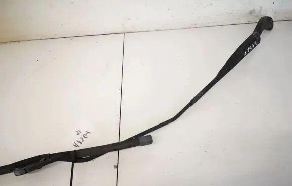 Renault Megane II Front wiper blade arm 8200036912d 8200036912-d