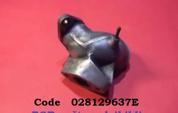 Volkswagen PASSAT B3 EGR valve 028129637E