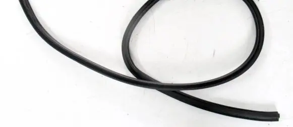 Citroen DS3 Front door rubber seal 