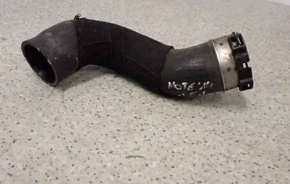 Nissan Note (E12) Intercooler hose/pipe