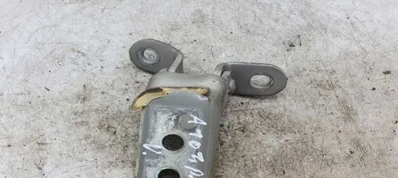 Toyota Corolla Verso AR10 Front door upper hinge NOCODE
