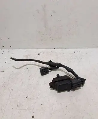 Suzuki Grand Vitara I High voltage ignition coil 3341077E2