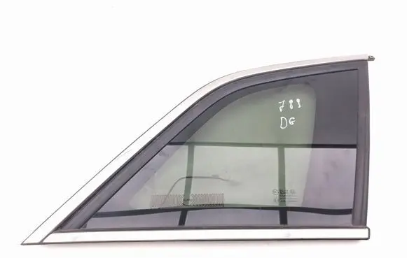 Opel Antara Rear side window 96660069