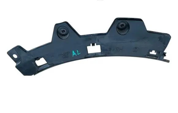 Rear bumper mounting bracket