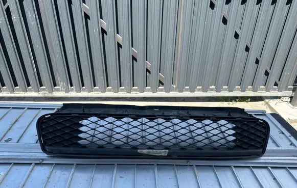 Toyota Auris 150 Front bumper lower grill 5311202320