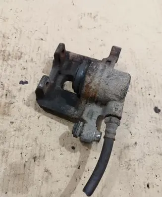 Mitsubishi Lancer Rear brake caliper