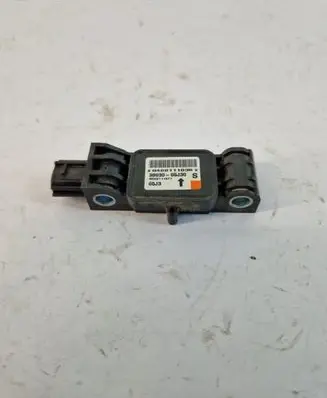Suzuki Grand Vitara II Airbag deployment crash/impact sensor 3893065j30